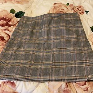 1 State Plaid Miniskirt size 6